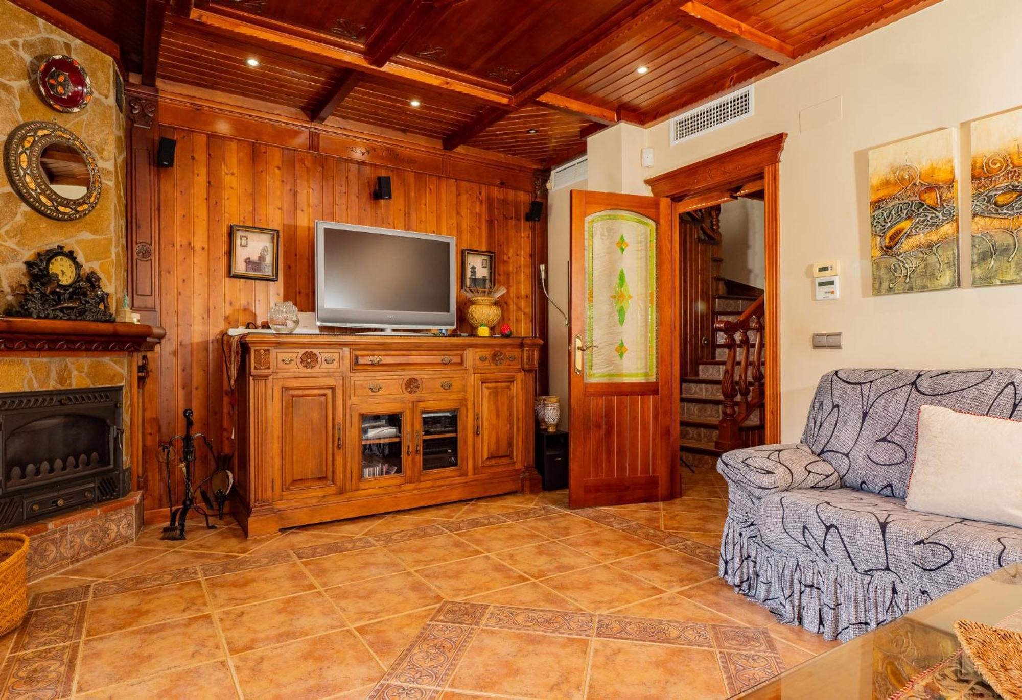Villa Paraiso Las Malvinas Malaga Exterior photo